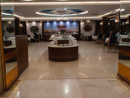 عکس هتل پارسیان عالی قاپو