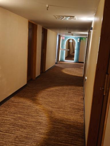 عکس هتل پارسیان عالی قاپو