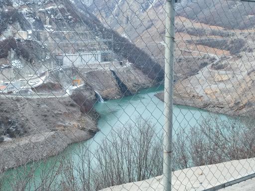 عکس دریاچه سد سیاه بیشه