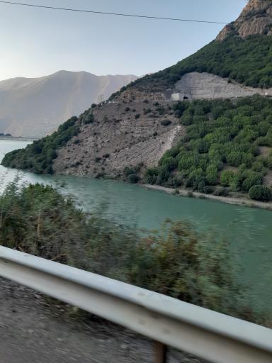 عکس دریاچه سد سیاه بیشه