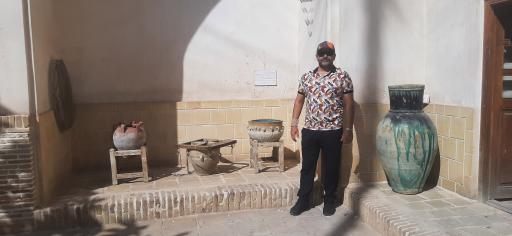 عکس خانه تاریخی تاج