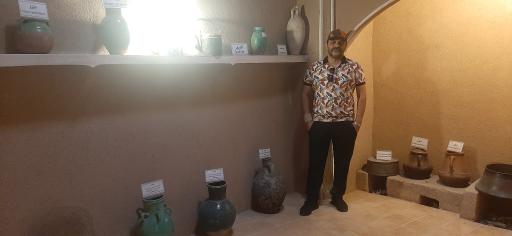 عکس خانه تاریخی تاج