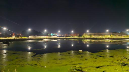 عکس تالاب طبیعی حاجی آباد