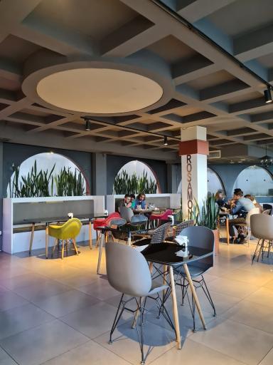 عکس کافه‌ رستوران رُزاموند