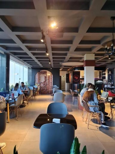 عکس کافه‌ رستوران رُزاموند