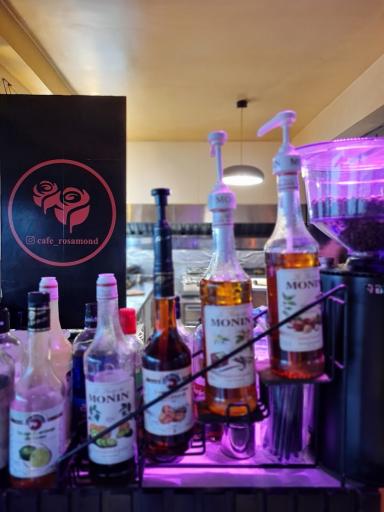 عکس کافه‌ رستوران رُزاموند