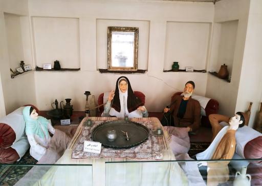 عکس خانه تاریخی تاج