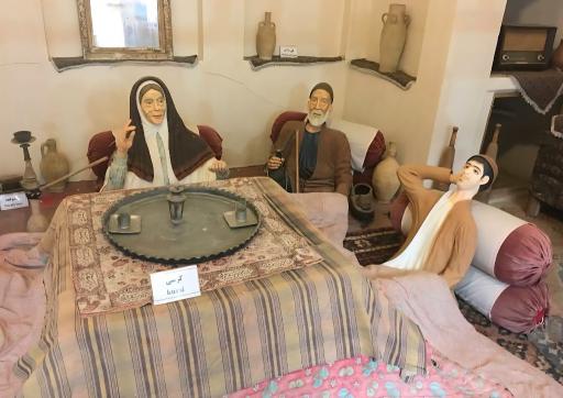 عکس خانه تاریخی تاج