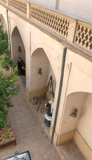 عکس خانه تاریخی تاج