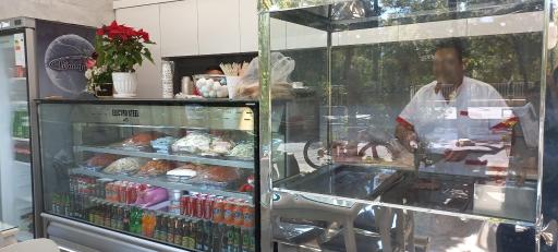 عکس اغذیه حسین ساندویچی