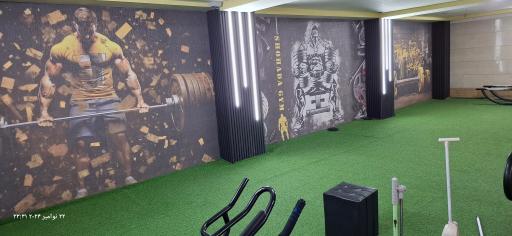 عکس باشگاه بدنسازی شهدا