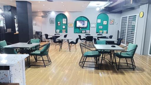 عکس کافه بازی اندیشه