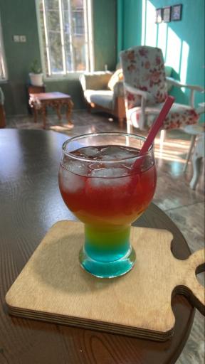 عکس کافه قصر به قصر