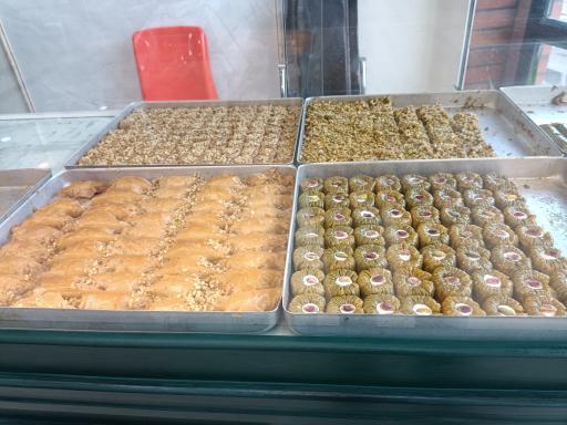 عکس کافه باقلوا امین پاشا