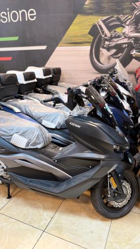 عکس نمایندگی ممتاز نیکران موتور پاسارگاد