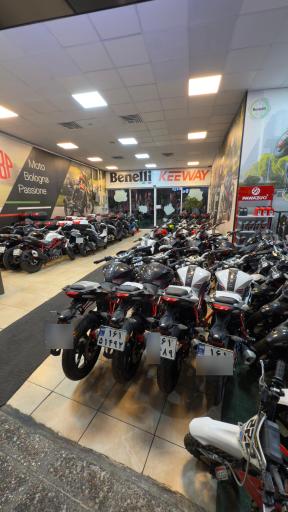 عکس نمایندگی ممتاز نیکران موتور پاسارگاد