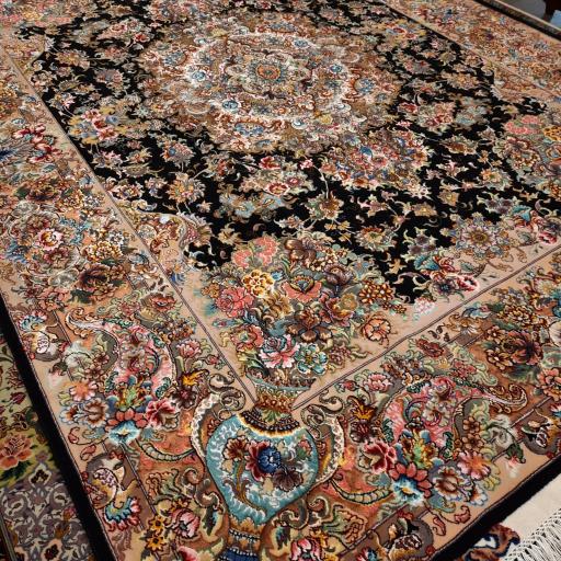 عکس گالری فرش مرعشی