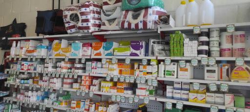 عکس داروخانه دامپزشکی و پت شاپ دکتر دهقانی