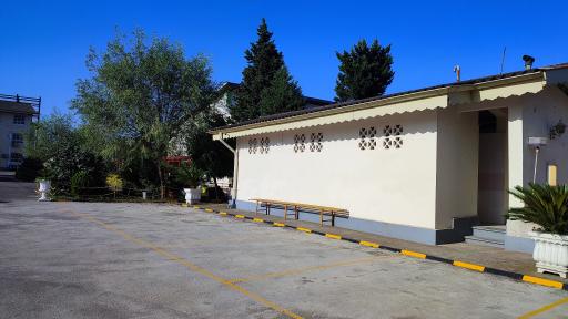 عکس دبیرستان استعداد های درخشان شهید بهشتی لاهیجان