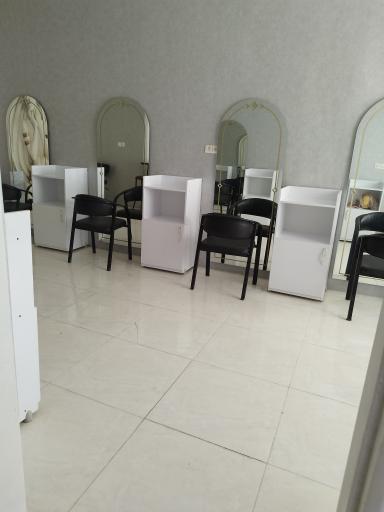 عکس آموزشگاه آرایشگری بانو فیاضی 