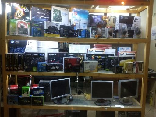 عکس قصر رایانه