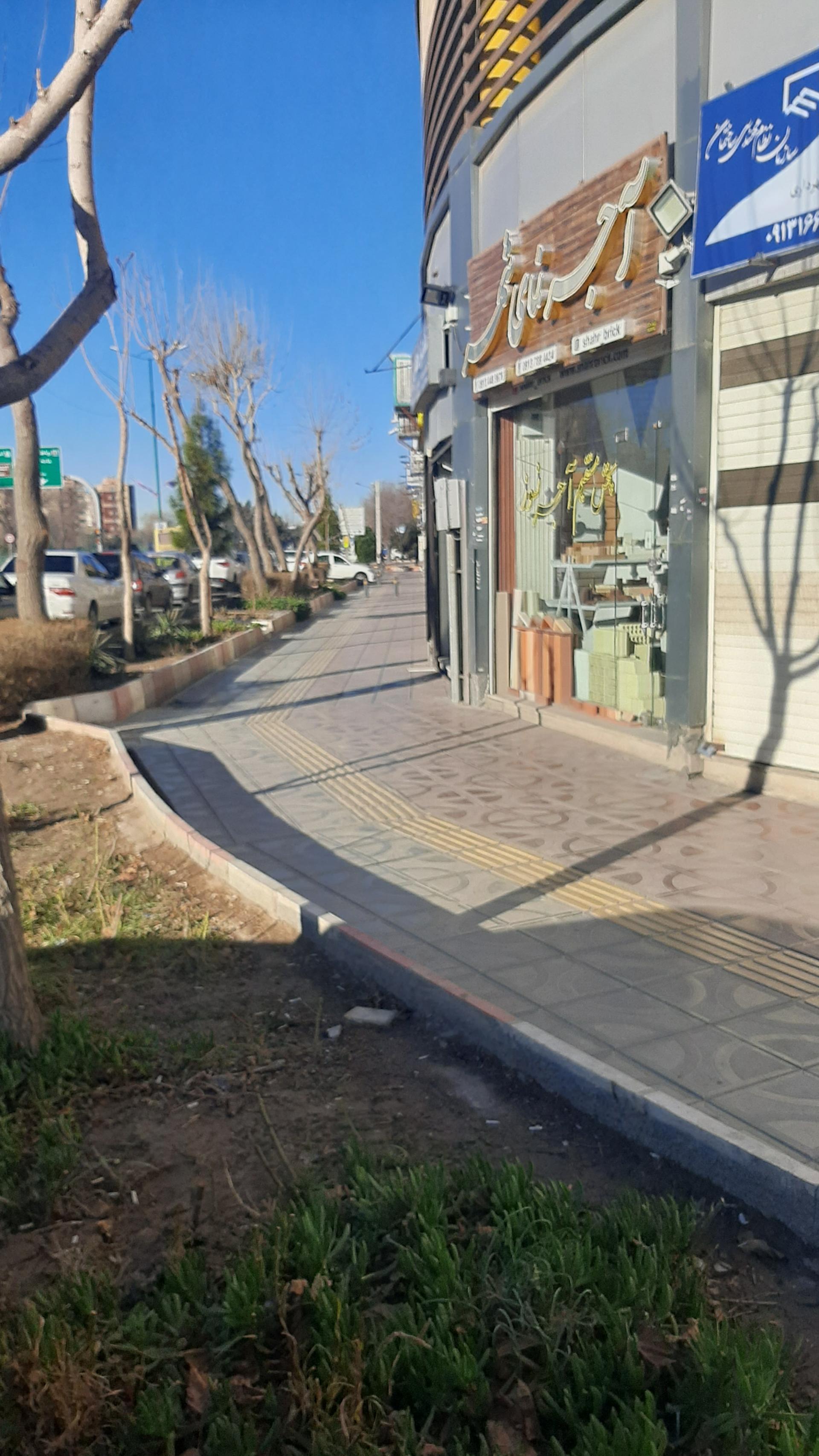 عکس آجرنمای شهر