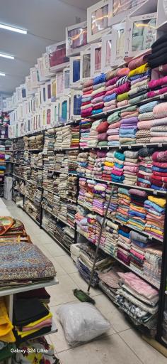 عکس فروشگاه دکورا