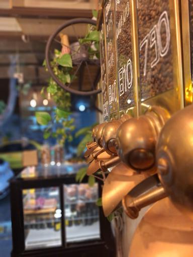 عکس کافه بالیا