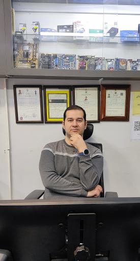 عکس خدمات کامپیوتر سروقد