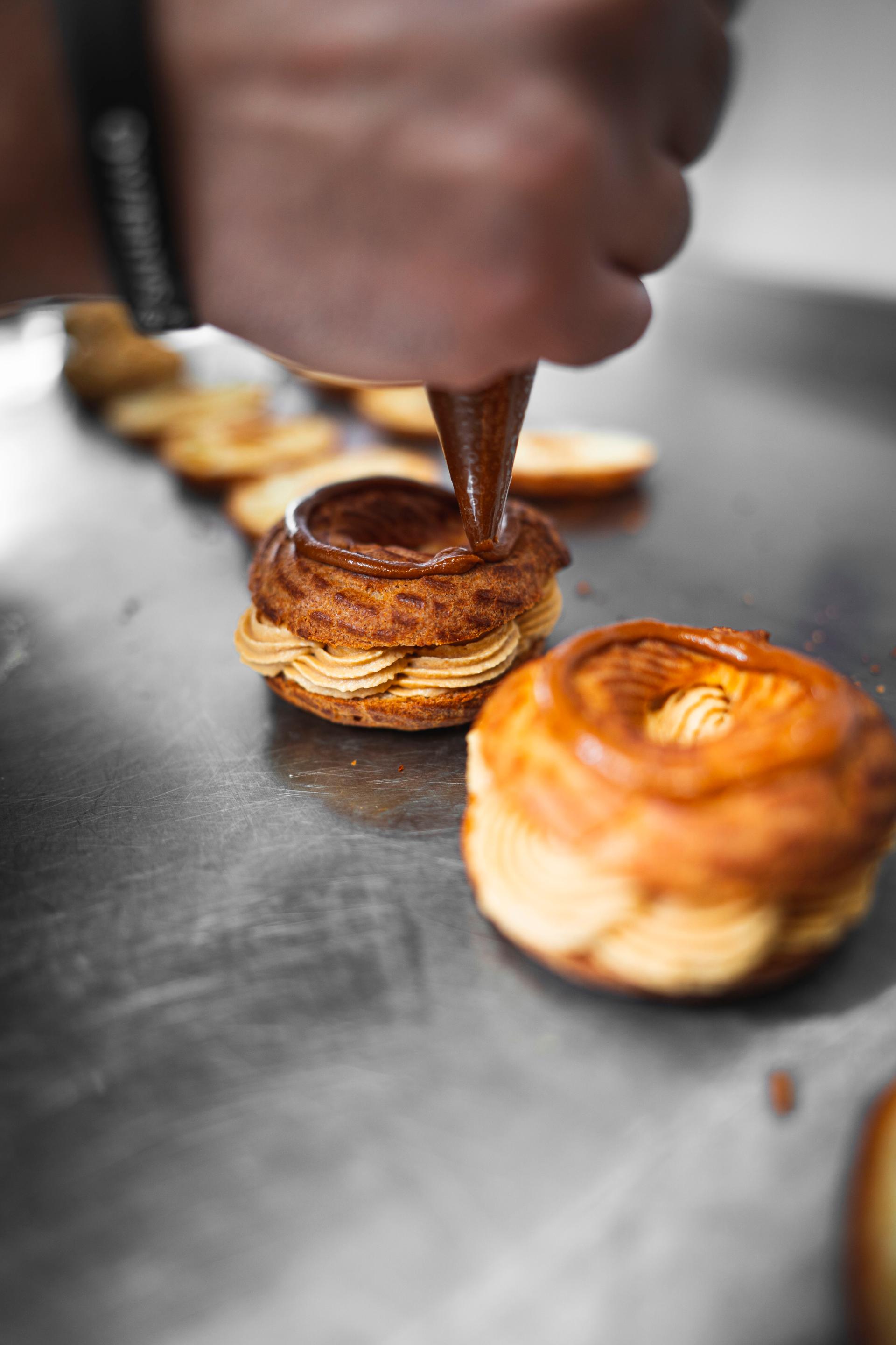 عکس بوتیک شیرینی ژولپ 