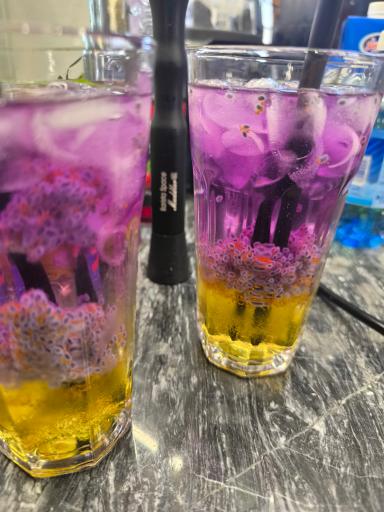 عکس کافه قلیون میروژ