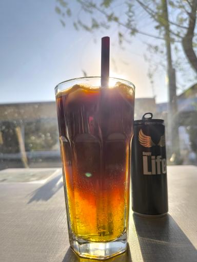 عکس کافه قلیون میروژ