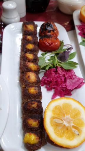 عکس رستوران بعثت