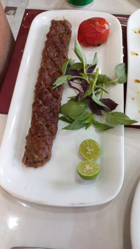 عکس رستوران بعثت