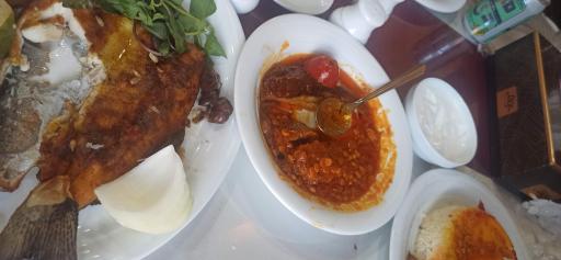 عکس رستوران بعثت