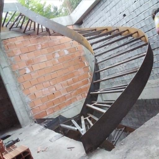 عکس ساخت پله گردان ابوالقاسم زاده