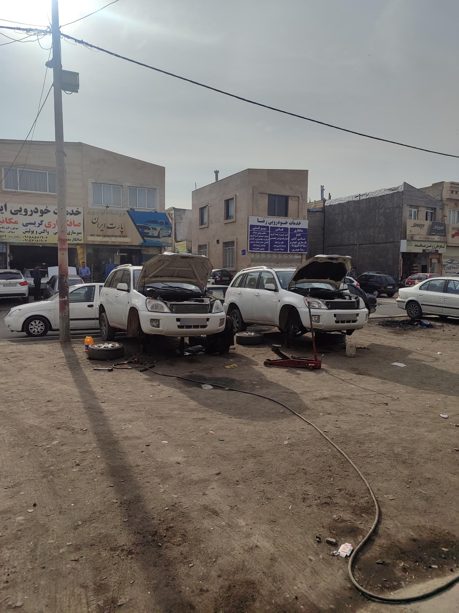 عکس جلوبندی و برق ماشین سیستان