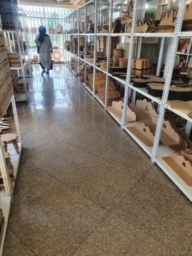 عکس صنایع چوب علیزاده