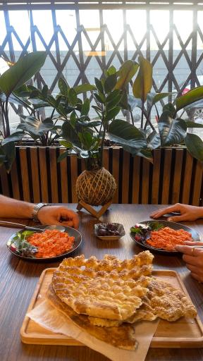 عکس کافه‌ بازی این‌ نقطه