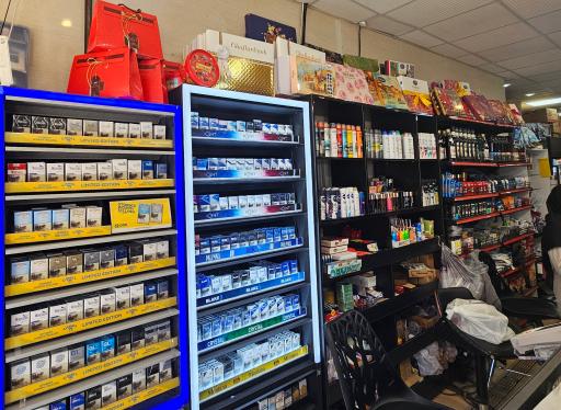 عکس سوپر مارکت عدل مارکت