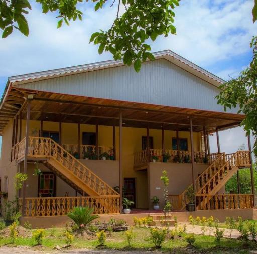 عکس اقامتگاه بومگردی جواهر