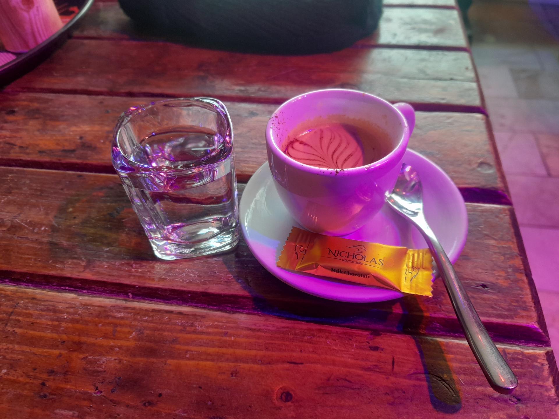 عکس کافی شاپ سامان