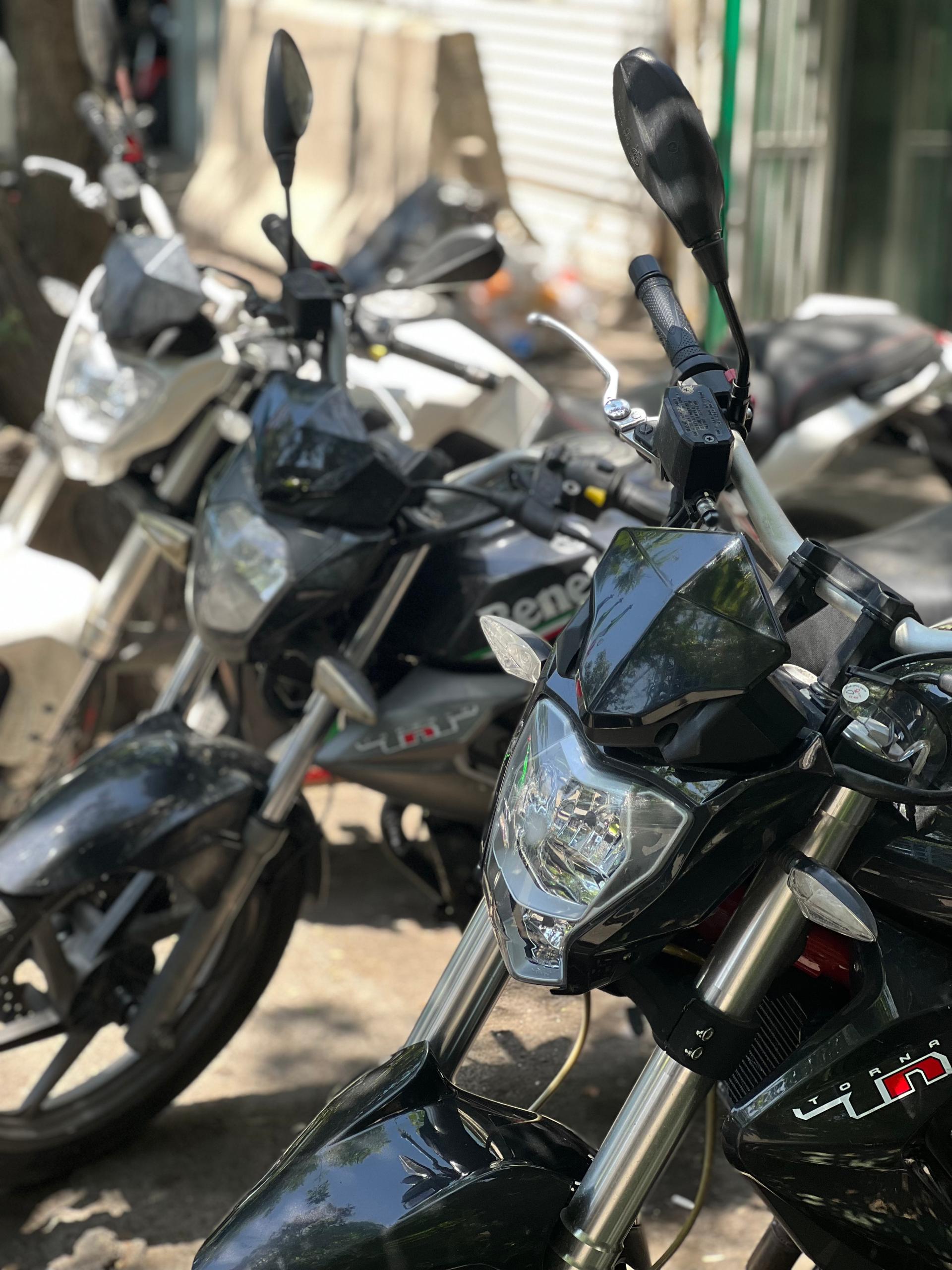 عکس تعمیرگاه موتور موتوتکنیک