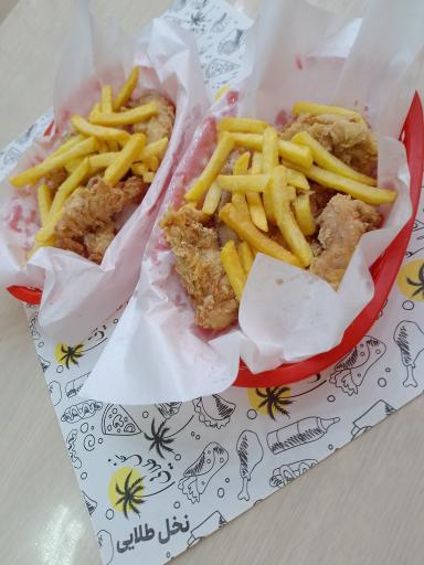 عکس پیتزا نخل طلایی