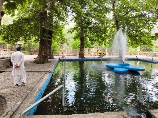 آبشار پارک وکیل باد