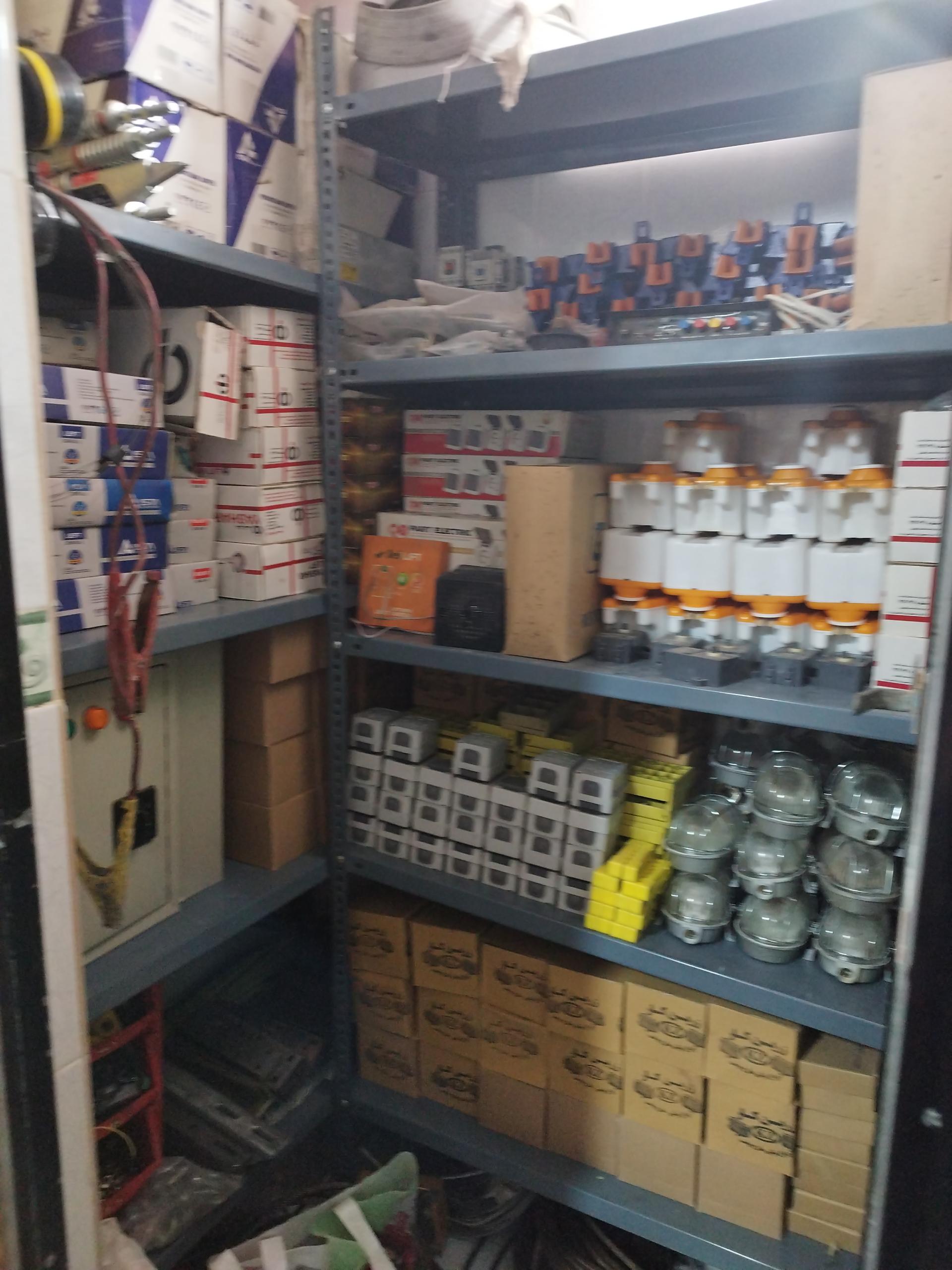 عکس آسانسور راد