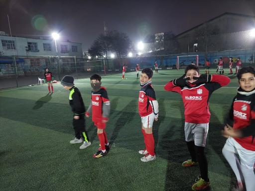 عکس باشگاه فوتبال البرز