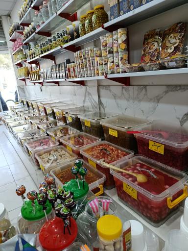 عکس زیتون سرا و ترشیجات سنتی محمدی