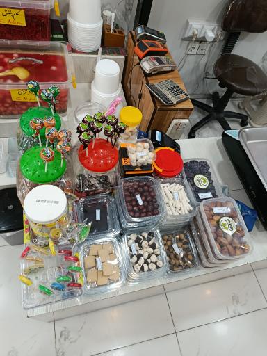 عکس زیتون سرا و ترشیجات سنتی محمدی