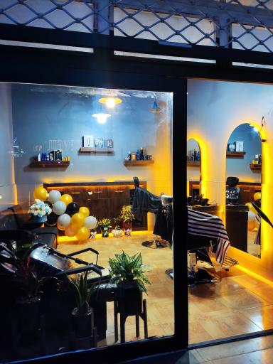 عکس پیرایشگاه مردانه محسن